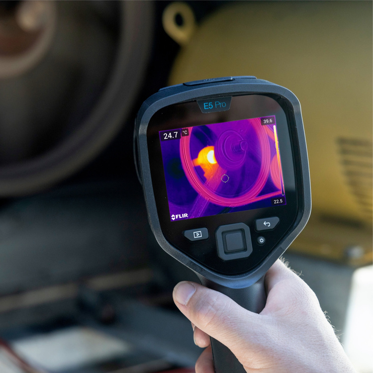 Kamera termowizyjna FLIR E5 Pro – wykrywanie usterek i strat ciepła